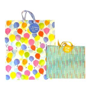 Gaphique De France Birthday Gift Bags NWT